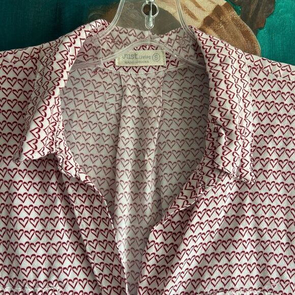 Just Living Heart All Over Print Relaxed Notched Collar Blouse S - Picture 3 of 15